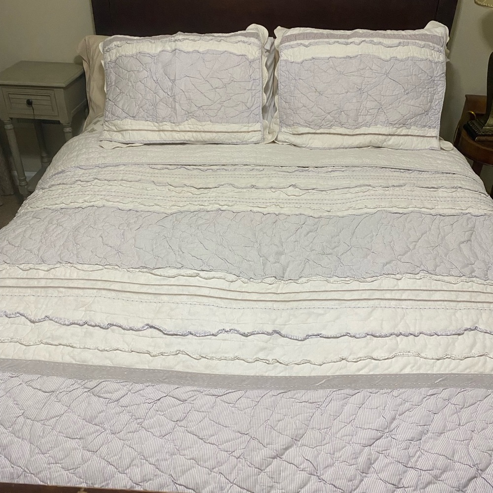 Pottery Barn Girls Quilt Bedding Set